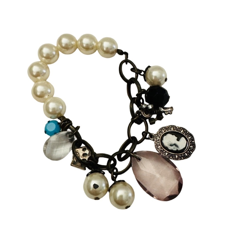 Pearl Charm Bracelet – Elegant Silver‑Tone Beaded Jewelry